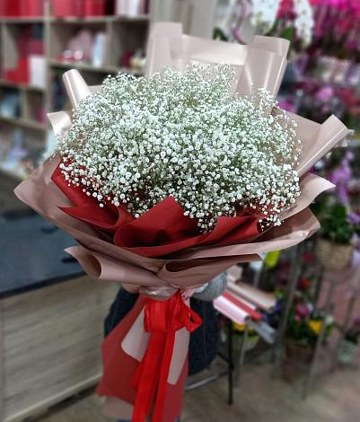 Букет цветов из: Гипсофила в Ливнах