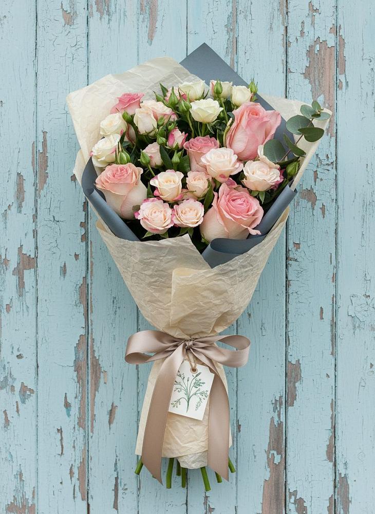 Букет цветов из: Розы в Ливнах