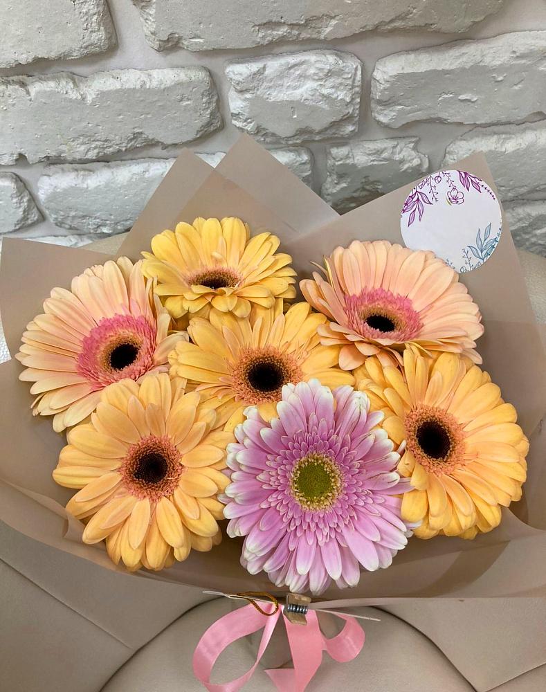 Букет цветов из: Герберы в Ливнах