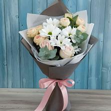 Букет цветов из:  Хризантемы и Розы в Ливнах