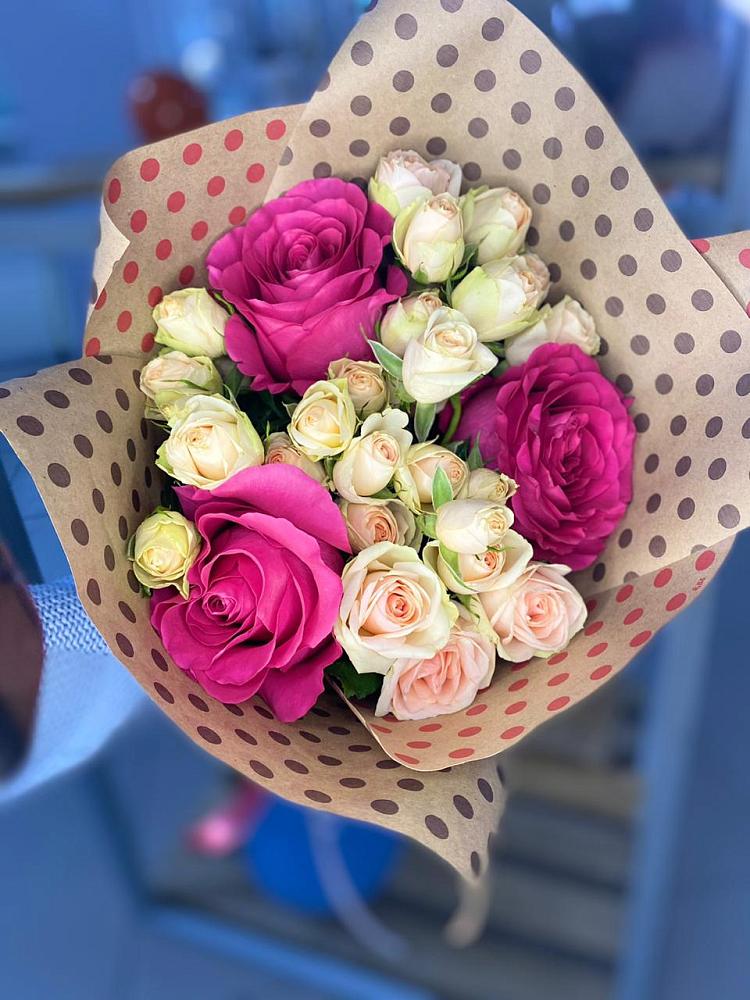 Букет цветов из: Розы в Ливнах