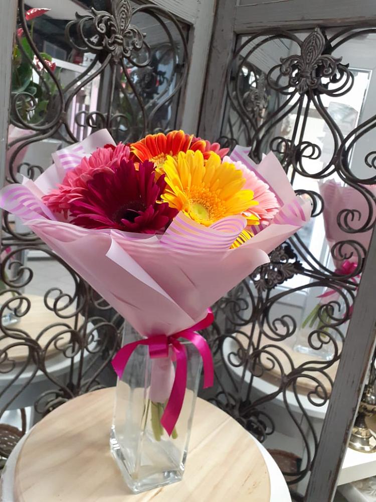 Букет цветов из: Герберы в Ливнах