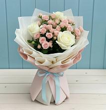 Букет цветов из:  Розы в Ливнах