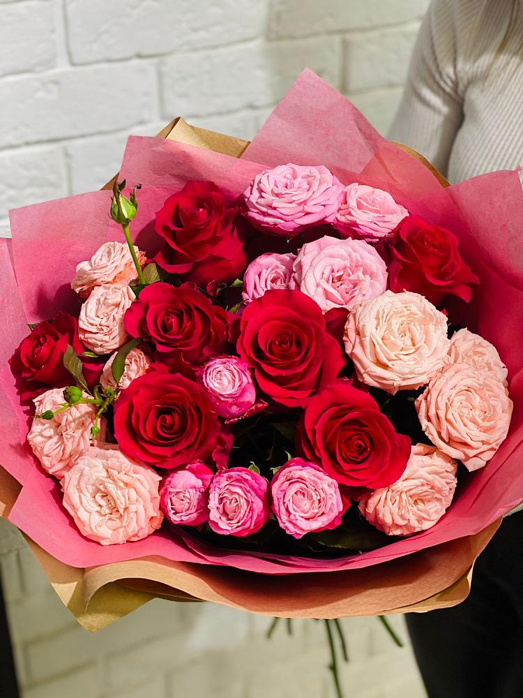 Букет цветов из: Розы в Ливнах
