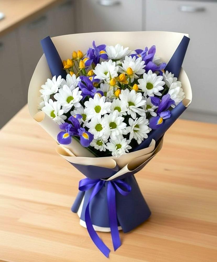 Букет цветов из: Розы, Ирисы и Хризантемы в Ливнах