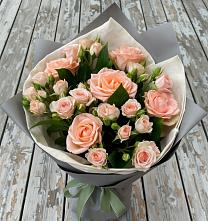 Букет цветов из:  Розы в Ливнах